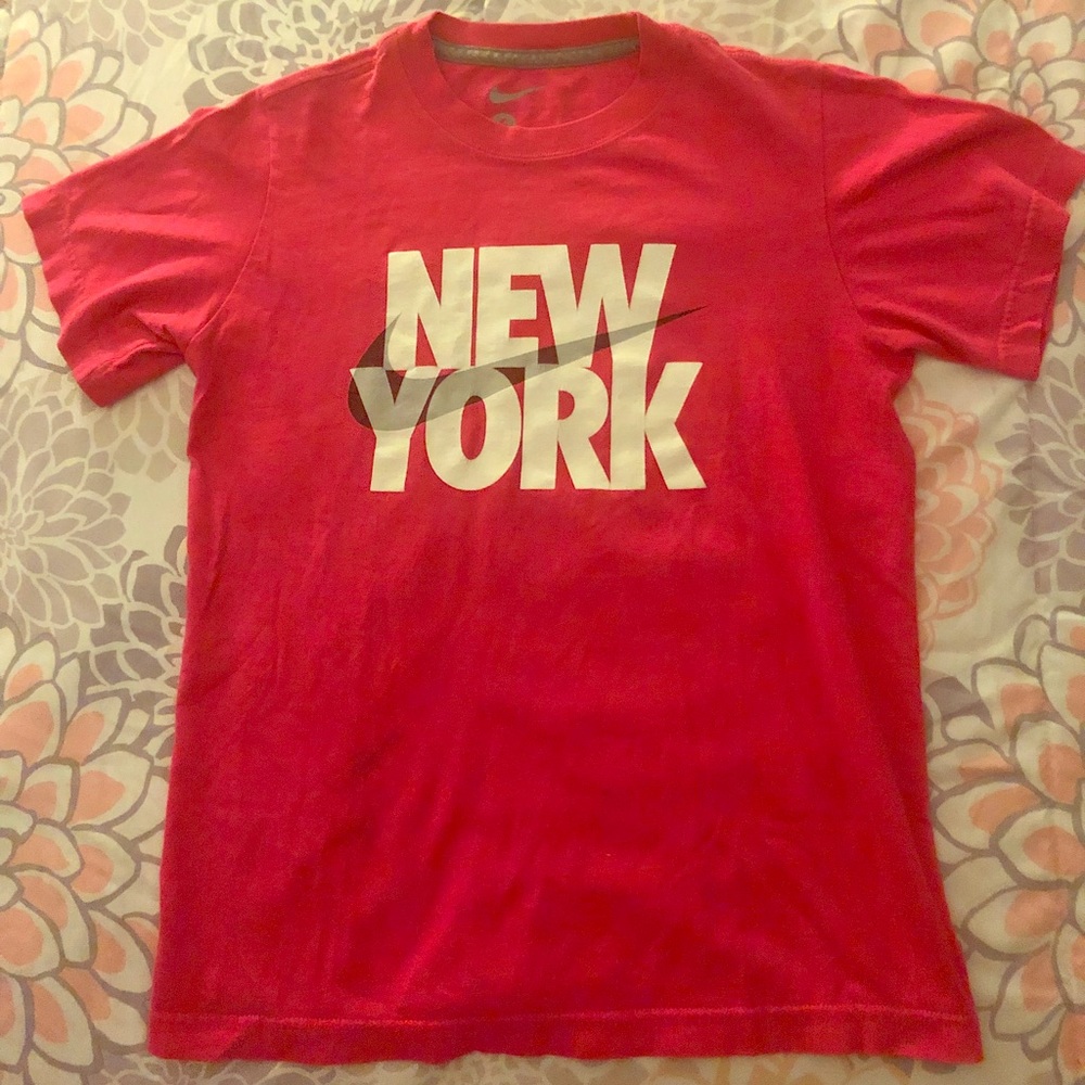 A New York Nike Pink Shirt